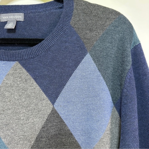 Van Heusen | Men’s Grey and Blue Argyle Long Sleeve Sweater | Checkered Crewneck - Picture 3 of 9